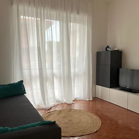 A 100 Mt Dalla Appartement